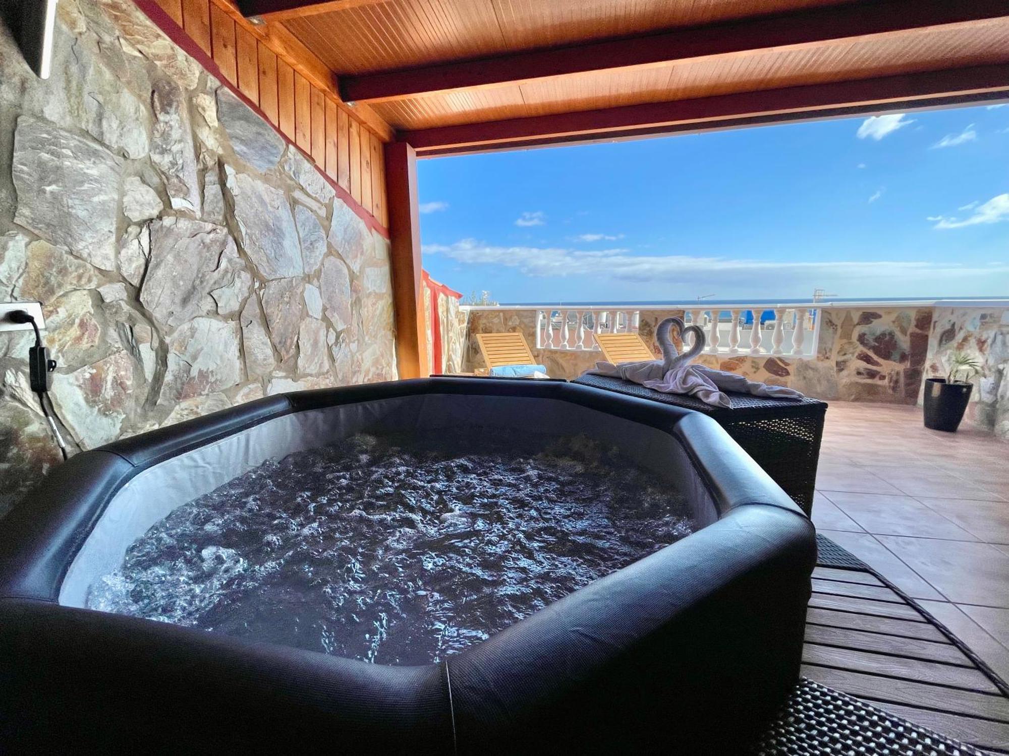 Chabela'S Seaview Penthouse & Spa La Lajita Bagian luar foto